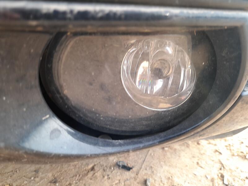 Faro Antiniebla Izquierdo para Audi Q7 (4Lb)