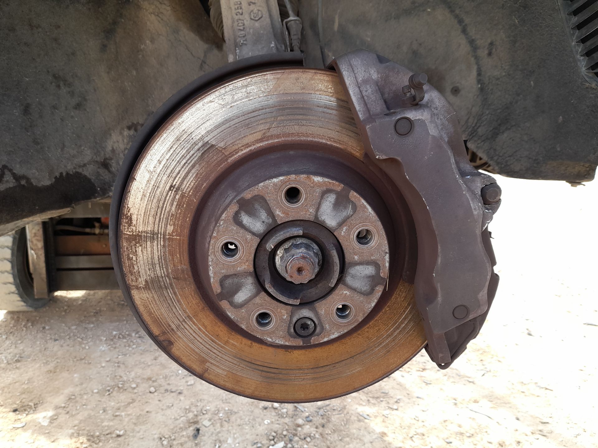 Mangueta Delantera Derecha para Audi Q7 (4Lb)