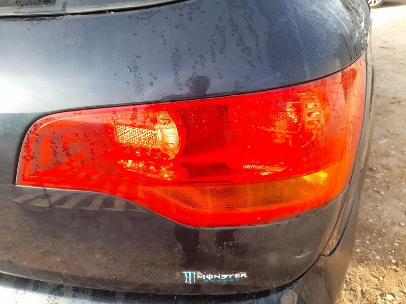 Piloto Trasero Derecho para Audi Q7 (4Lb)