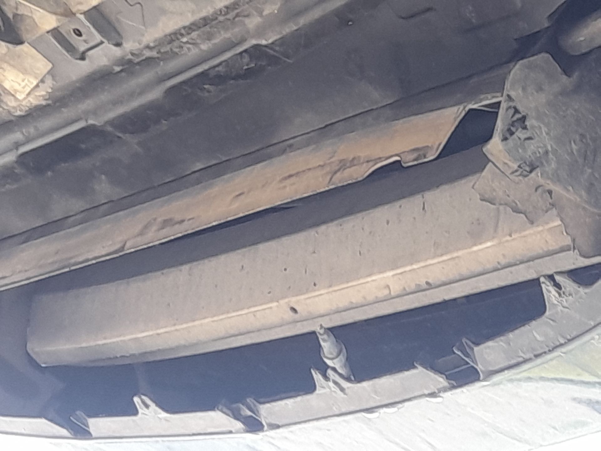 Refuerzo Paragolpes Delantero para Audi Q7 (4Lb)