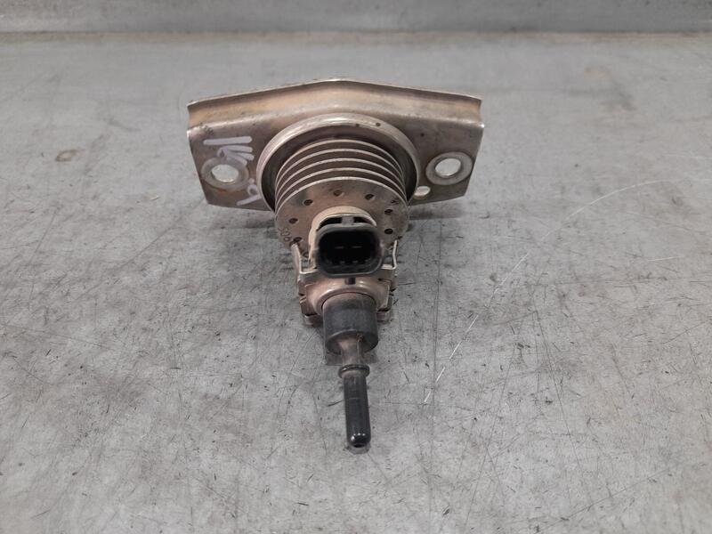 Inyector Adblue para Opel Zafira Tourer C (P12)