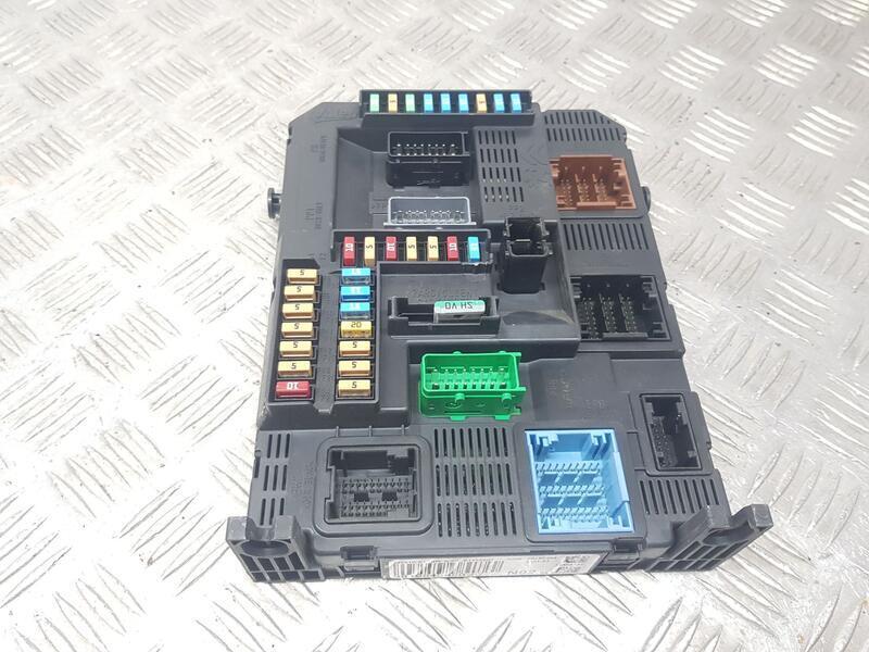 Caja Reles / Fusibles para Peugeot 208 I (Ca_, Cc_)