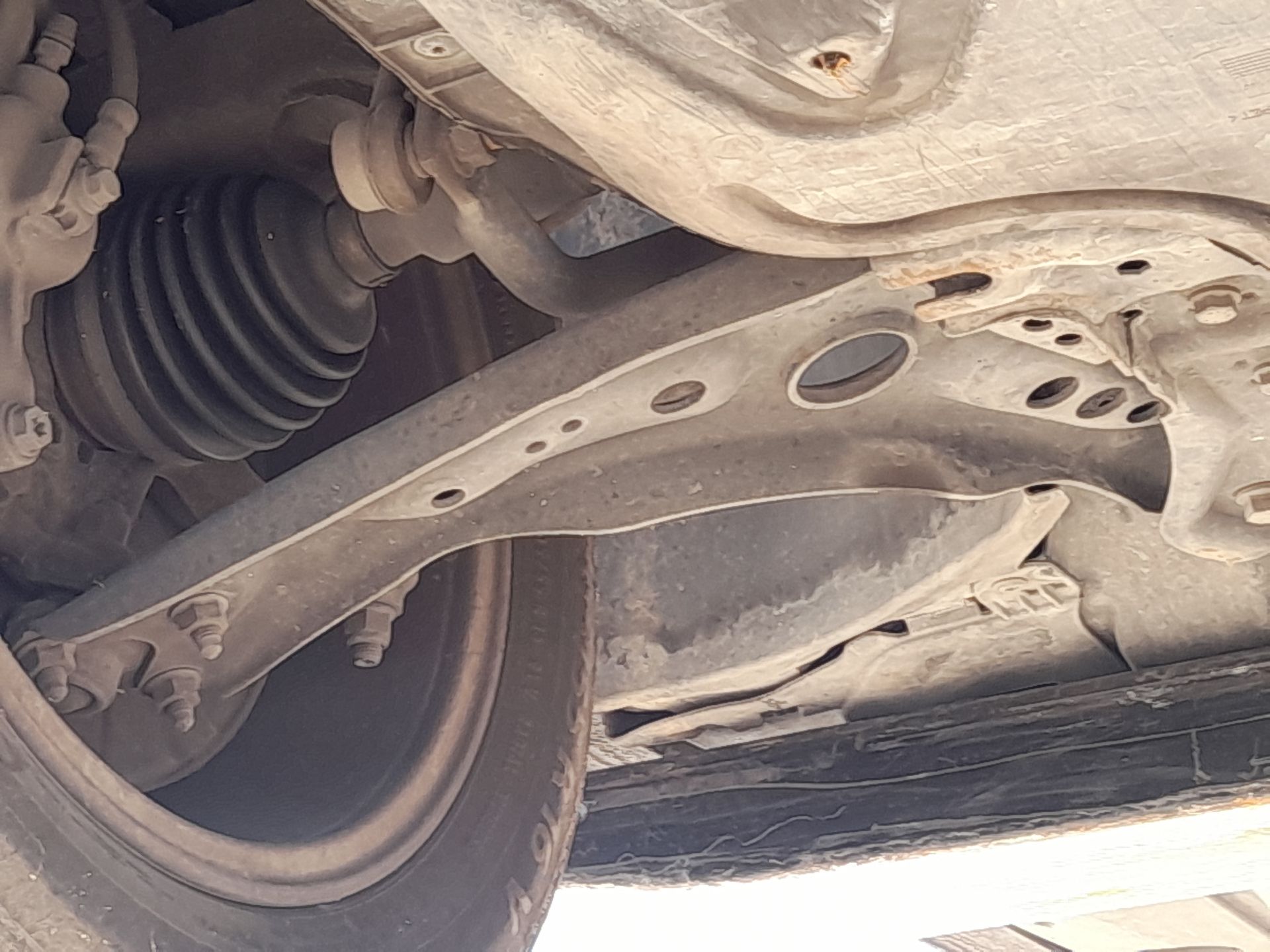 Brazo Suspension Inferior Delantero Derecho para Seat Leon St (5F8)