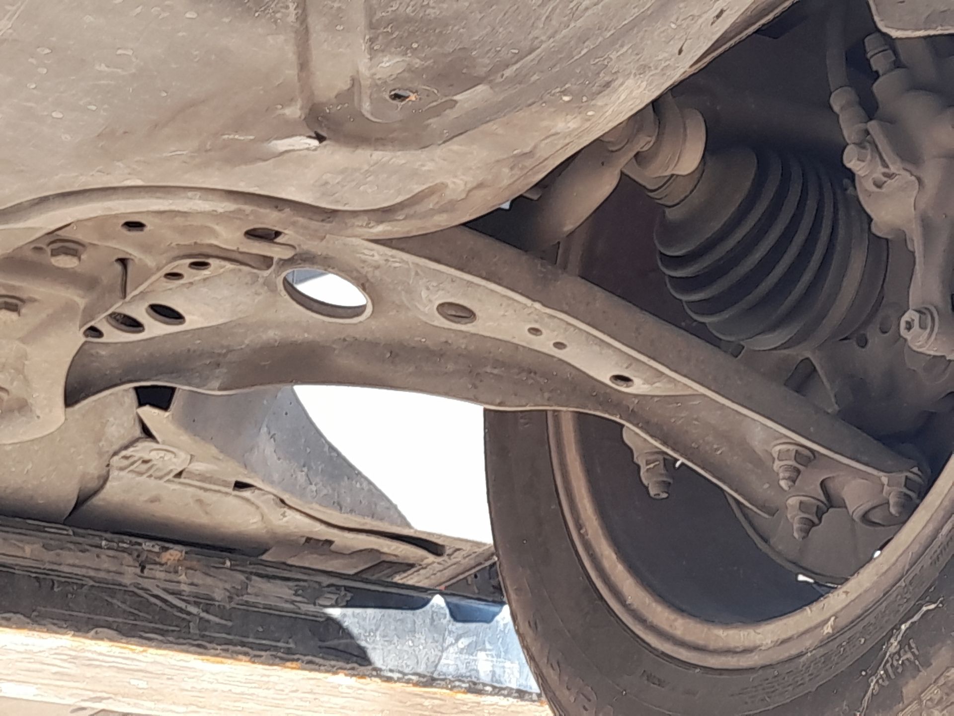 Brazo Suspension Inferior Delantero Izquierdo para Seat Leon St (5F8)