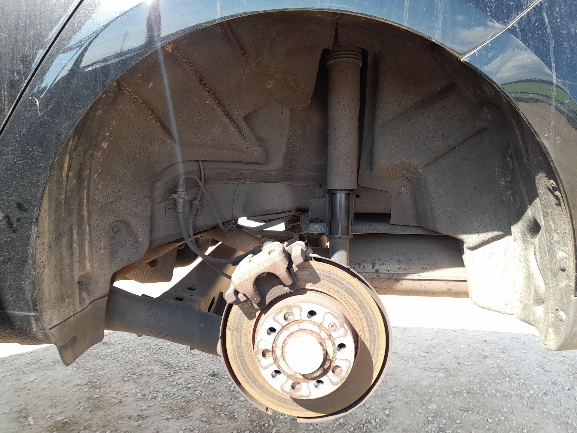 Plastico Pase Rueda Tras. Izq. para Seat Leon St (5F8)